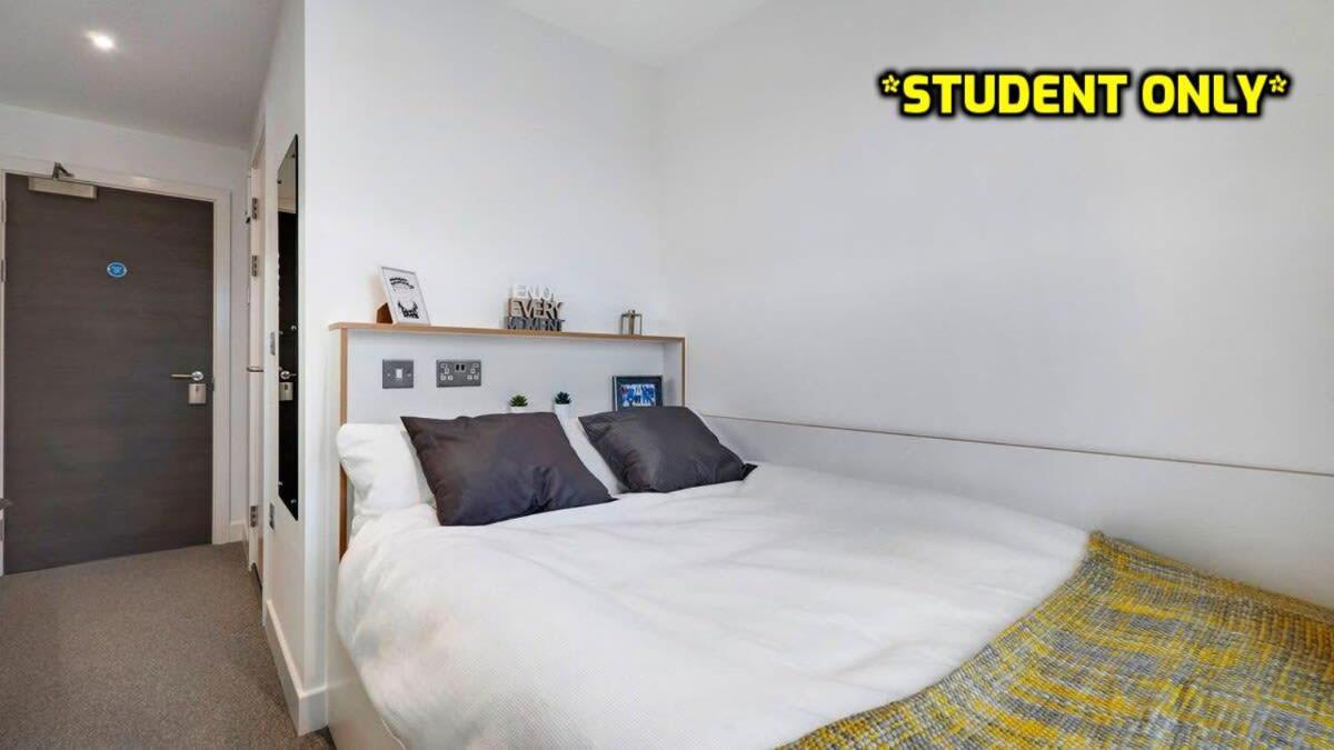 Student Only Zeni Ensuite Rooms, קולצ'סטר מראה חיצוני תמונה